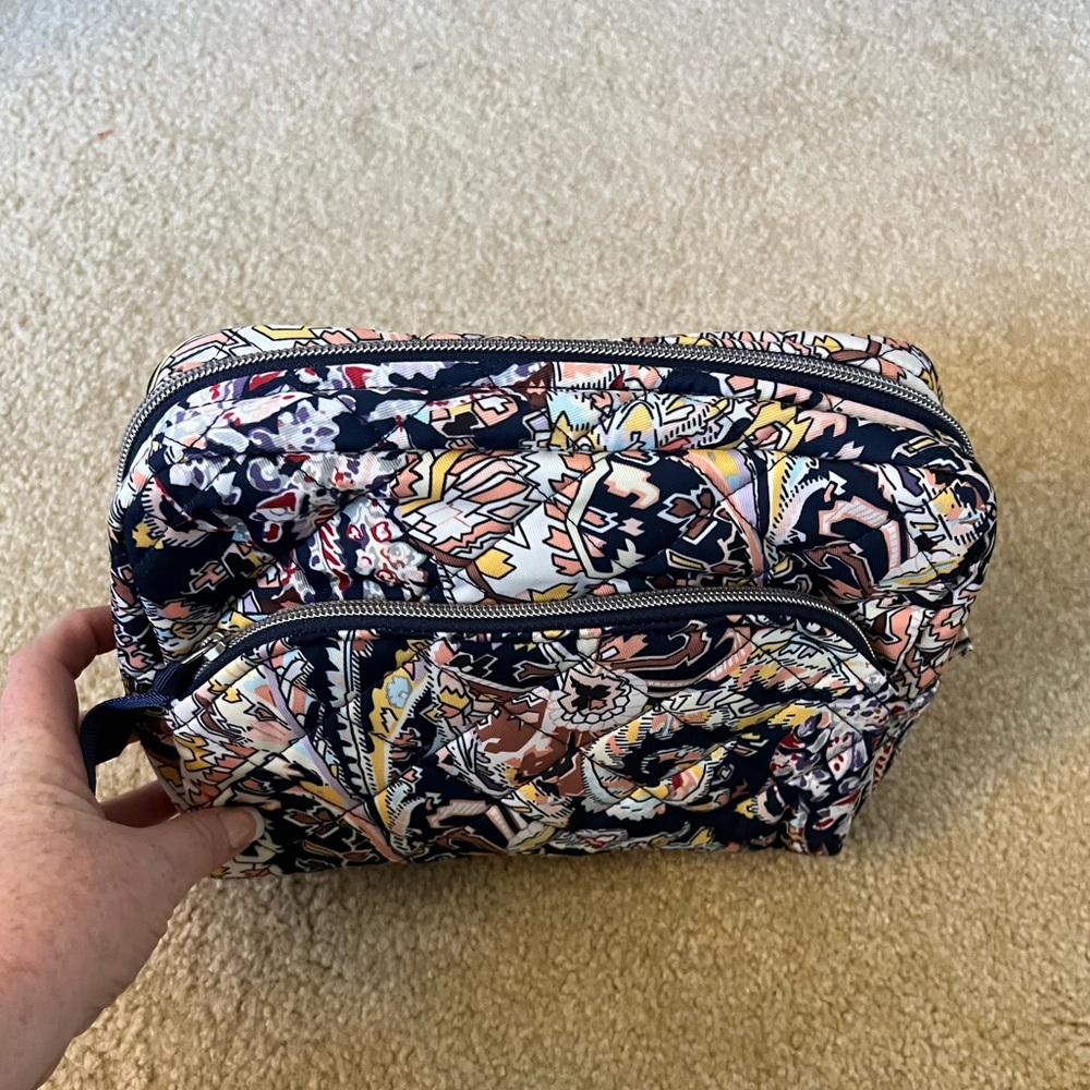Vera Bradley Large Cosmetic Bag. NWOT